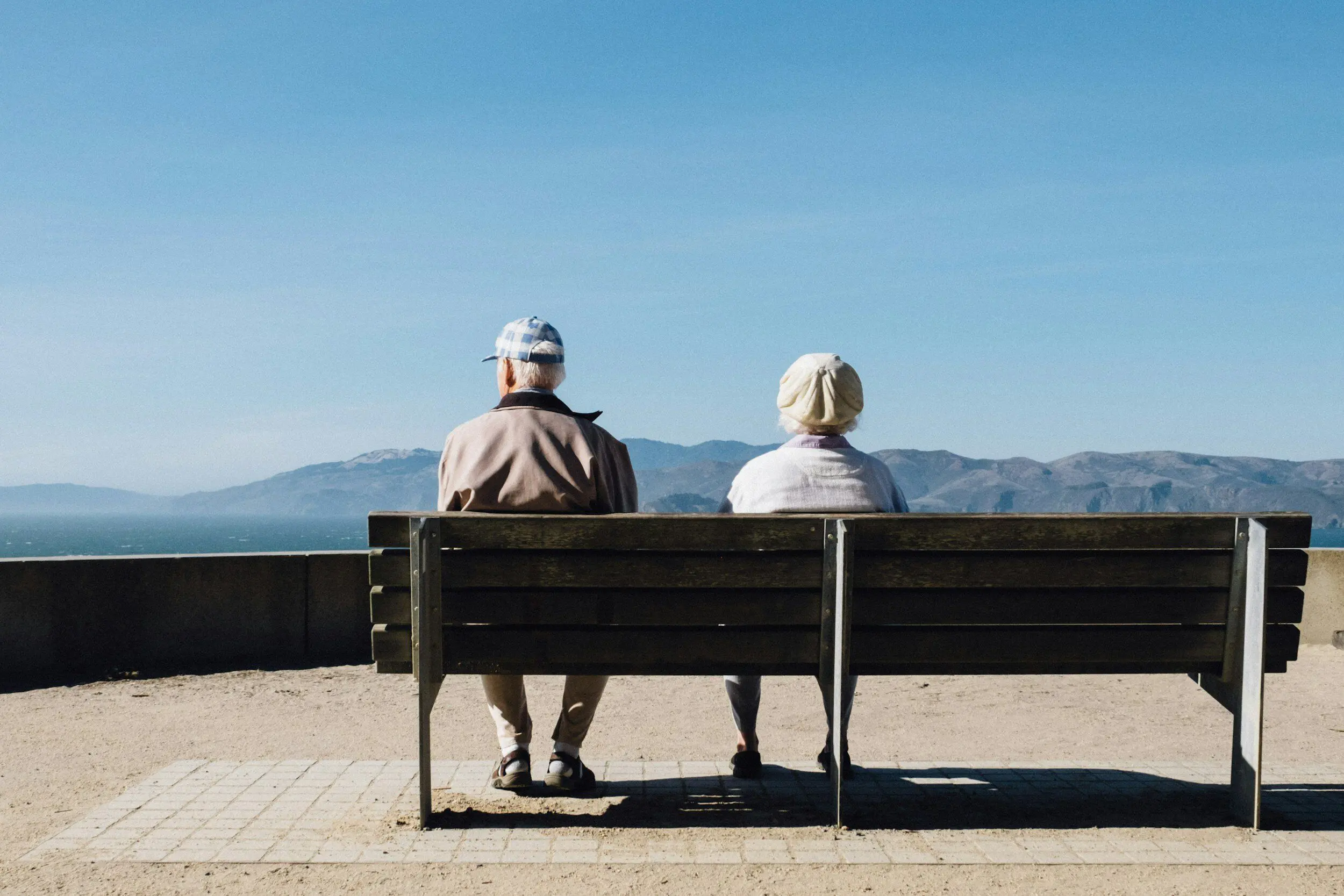 Two pensioners living abroad covered by international health insurance